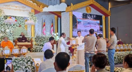 Donation of USD 17,550 to Sri Lanka by Aggamaha Saddhamma Jotika Dhaja, Most Venerable Aung Za Bu Sayadaw,  Chief of Aung Za Bu Monastery of Myanmar